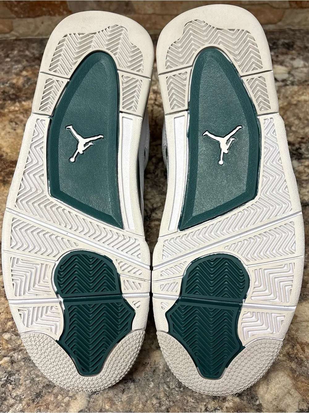 Air Jordan Retro 4 Oxidized Green Size 9